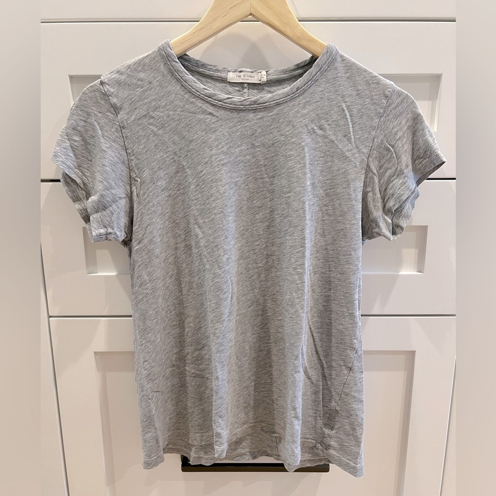 Rag & Bone T-Shirt in Size Small